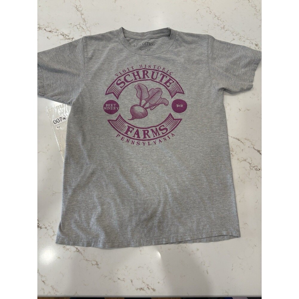 visit historic schrute farms pennsylvania beet winery the office T-shirt medium